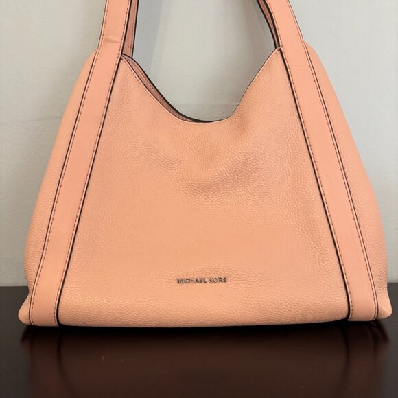 Michael Kors Rosemary Light Pink Large Pebbled Leather Shoulder Bag - Picture 2 of 11